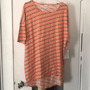 LuLaRoe Irma shirt
